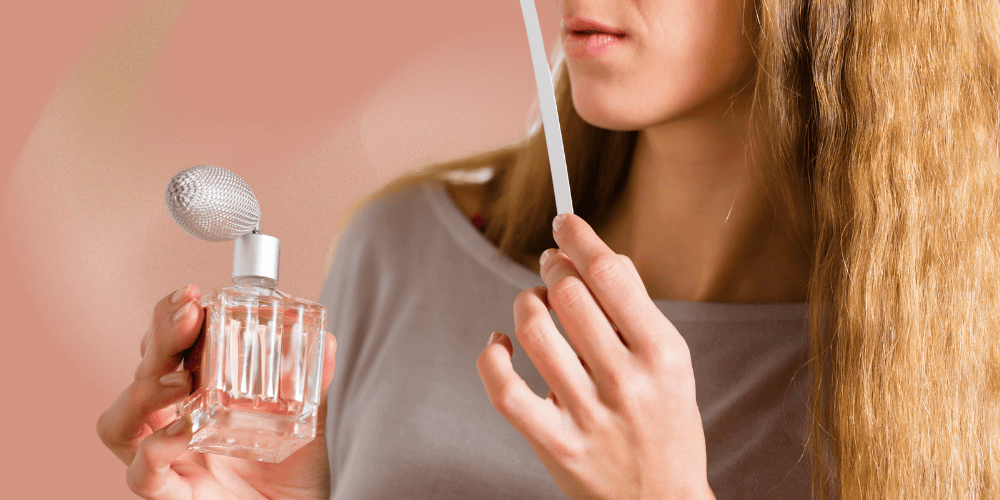 ¿Por qué es un error elegir un perfume solo por cómo huele en otra persona?