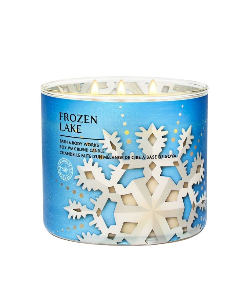 Bath & Body Works Vela Aromática Frozen Lake 411 g - Ufemme