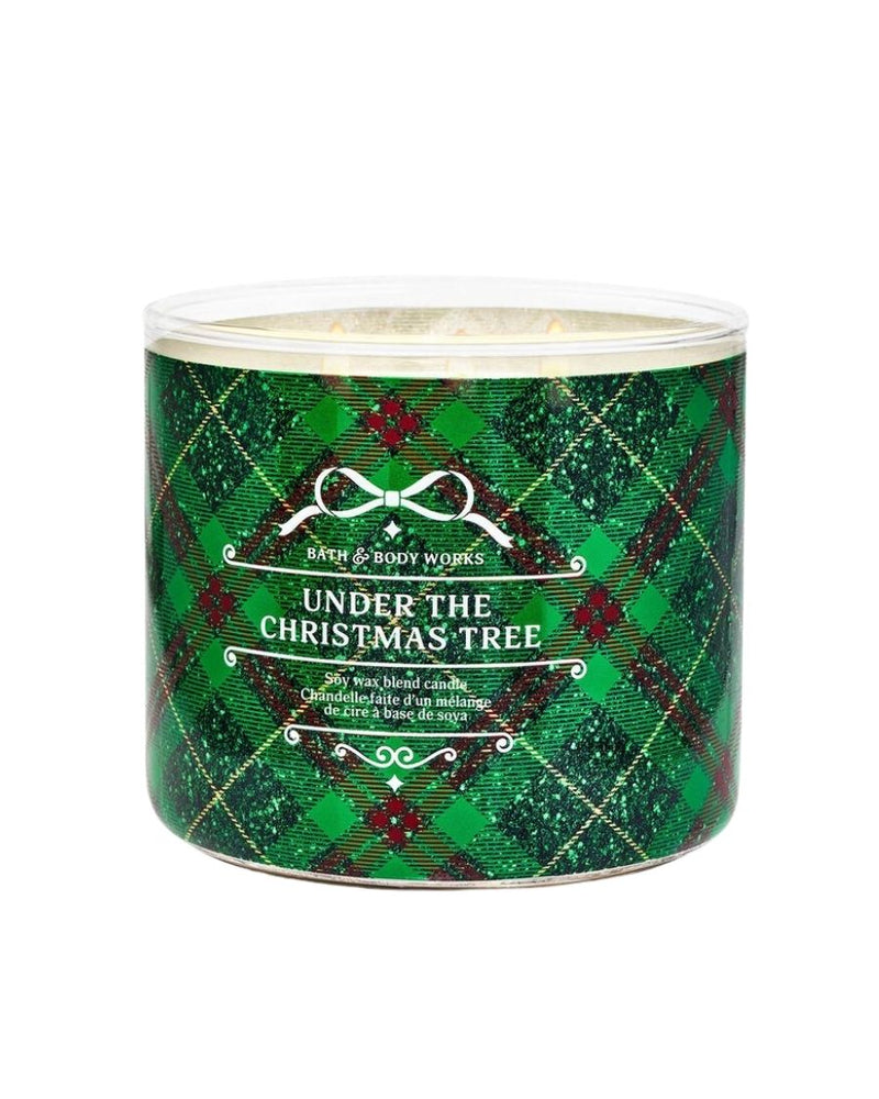 Bath & Body Works Vela Aromática Under The Christmas Tree 411 g - Ufemme