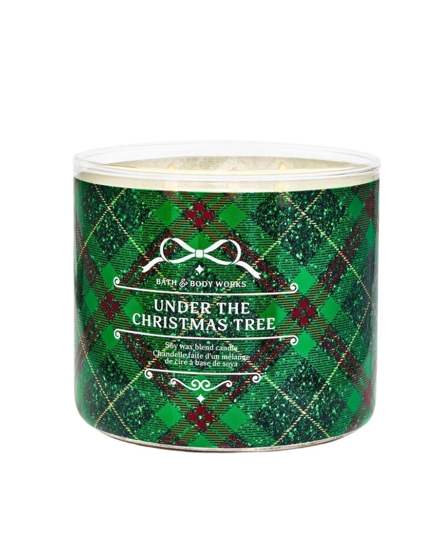 Bath & Body Works Vela Aromática Under The Christmas Tree 411 g - Ufemme