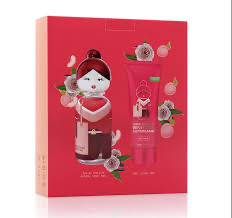 Set Benetton United Sisterland Red Rose (perfume 80 ml + body lotion 75 ml) mujer