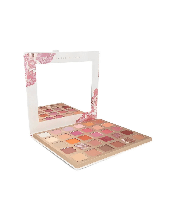 Set Paris Hilton  Paleta Get It Girl (30 sombras para párpados 1.5 gr cu) - Ufemme